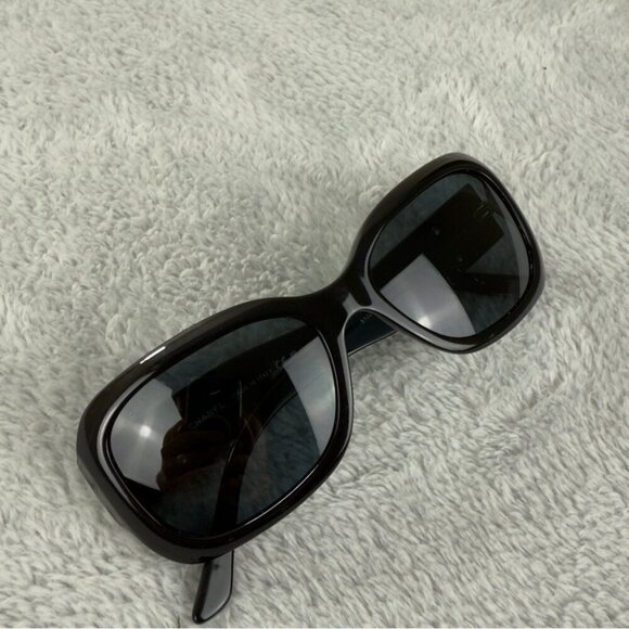Chanel CC Logo Authentic Sunglasses Made in Italy Style Number 5102 - Picture 10 of 15